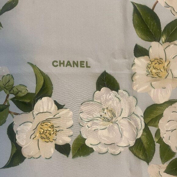 Vintage CHANEL silk scarf with camellia floral print w/COA - Picture 1 of 8